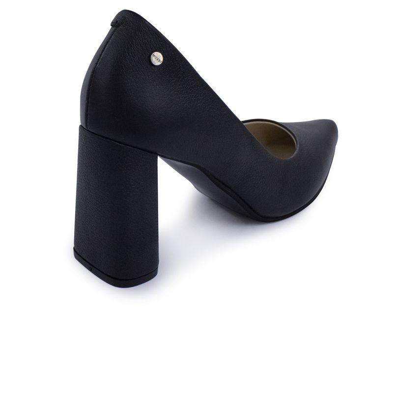 Tacones-de-cuero-Turquia
